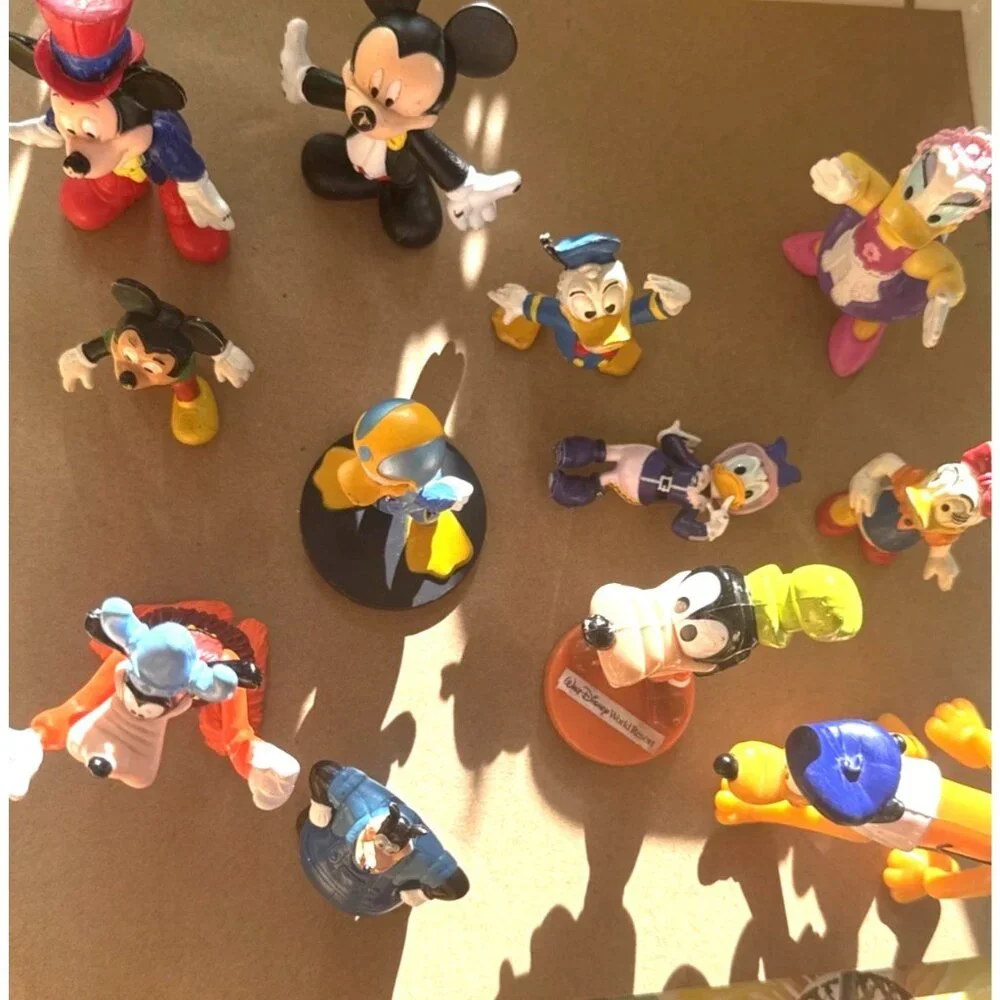 12 Lot Mickey Mouse Pete Daffy Daisy Duck Goofy Epcot Disney McD’s Germany Vtg - Picture 4 of 16
